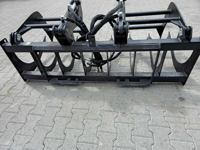 2025 hydraulische 72'' forkgrapple voor gras 72 in rhino-cross - afbeelding 5 van  9