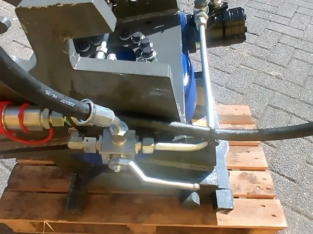 2025 hydraulische rotator / draaikop met cw10-opname - afbeelding 10 van  11