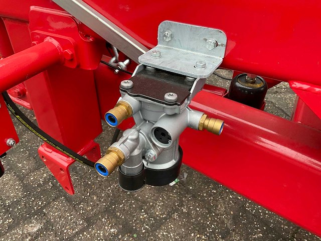 2025 jako 2-assige carrier - afbeelding 11 van  19