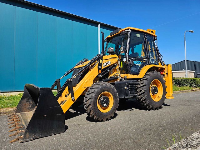 2025 jcb 3dx graaflaadmachine - afbeelding 1 van  31