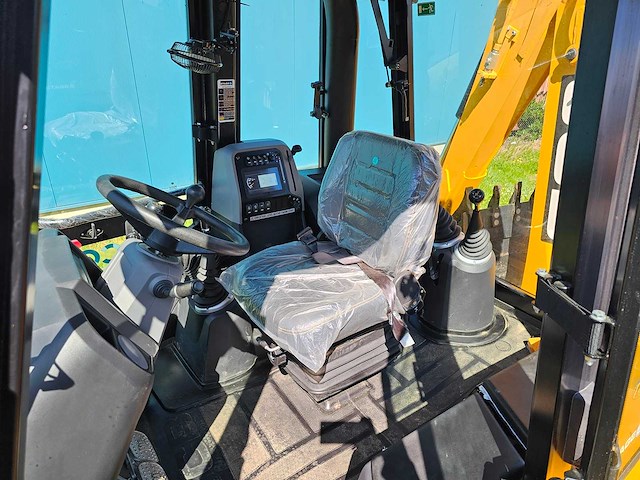 2025 jcb 3dx graaflaadmachine - afbeelding 15 van  31