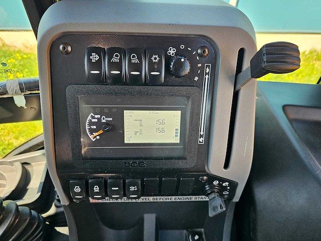 2025 jcb 3dx graaflaadmachine - afbeelding 20 van  31