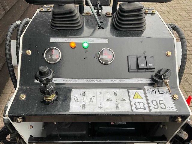 2025 jlh lrt 360 schranklader - afbeelding 6 van  14