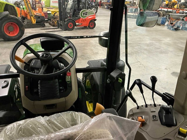 2025 john deere 5090m vierwielaangedreven landbouwtractor ‘ongebruikt’ - afbeelding 8 van  19
