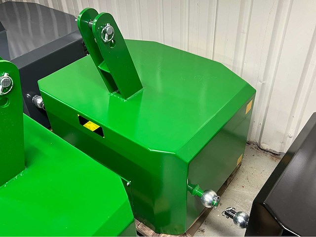 2025 john deere frontgewicht (2x) - afbeelding 3 van  5