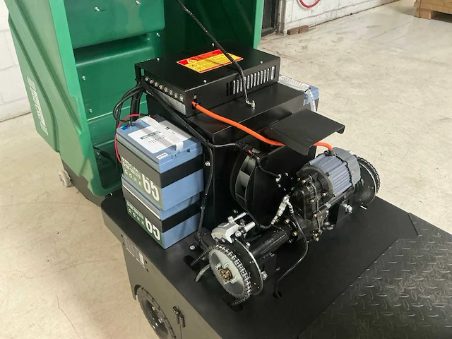 2025 jungwille jw1202 zelfrijdende veegmachine - afbeelding 13 van  23