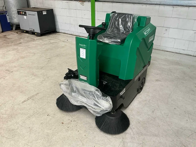 2025 jungwille jw1202 zelfrijdende veegmachine - afbeelding 1 van  23
