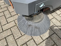 2025 kaster s 13 zelfrijdende veegmachine - afbeelding 10 van  12