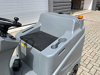 2025 kaster s 13 zelfrijdende veegmachine - afbeelding 9 van  12