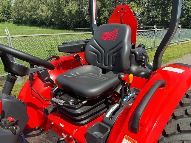2025 kioti ck4030hst compacttractor - afbeelding 22 van  22