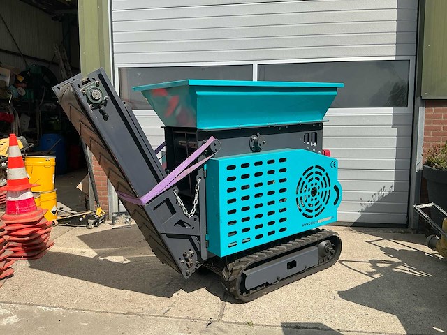 2025 kobelco mini crusher mobiele puinbreker - afbeelding 6 van  9