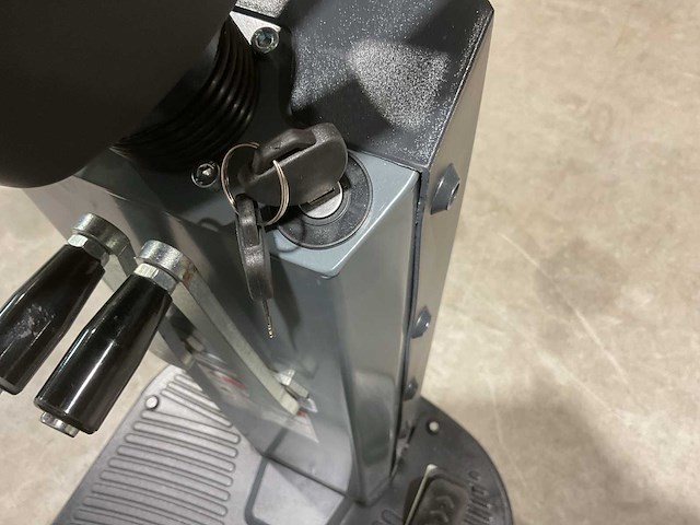 2025 kremer kr-fr70 vloerreiniger - afbeelding 19 van  25