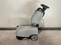 2025 kremer krm30 vloerreiniger - afbeelding 14 van  18