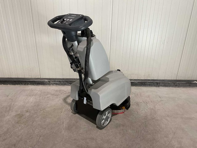 2025 kremer krm30 vloerreiniger - afbeelding 15 van  18