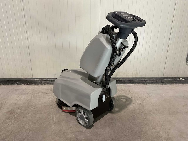 2025 kremer krm30 vloerreiniger - afbeelding 16 van  18