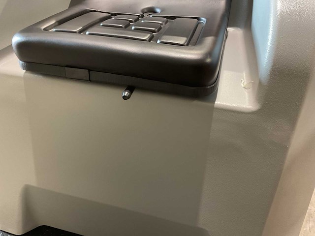 2025 kremer sweeper kryz54 zelfrijdende veegmachine - afbeelding 20 van  35