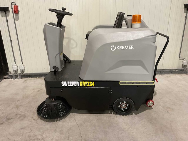 2025 kremer sweeper kryz54 zelfrijdende veegmachine - afbeelding 23 van  35