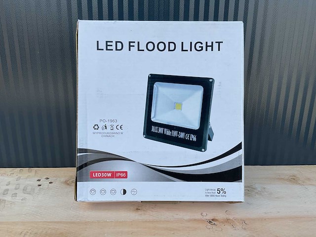 2025 led flood light po-1963 30 watt ip66 led lamp - afbeelding 1 van  3