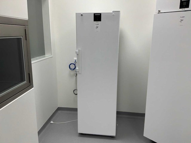 2025 liebherr srfvg 4001 laboratoriumkoelkast - afbeelding 1 van  3