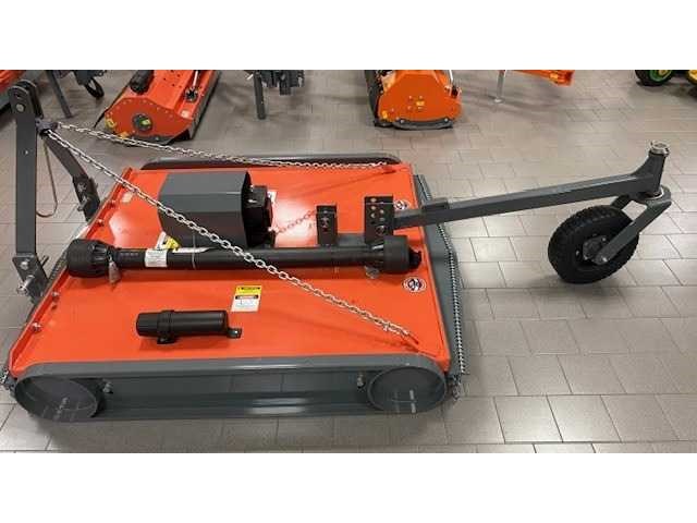 2025 loma tm140 ruw terrein maaier - afbeelding 1 van  16