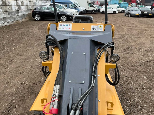 2025 machpro mp-s805 skidsteer ongebruikt - afbeelding 2 van  3