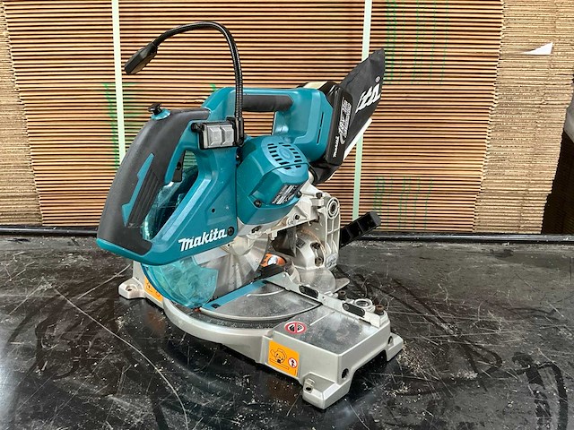 2025 makita dls600 accu afkortzaag - afbeelding 1 van  5