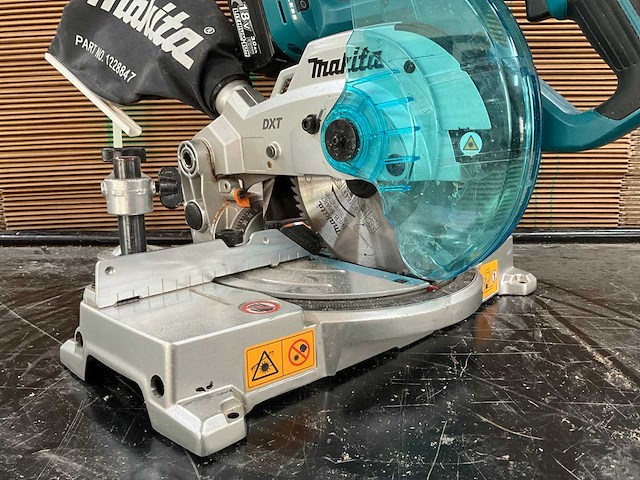 2025 makita dls600 accu afkortzaag - afbeelding 3 van  5