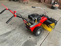 2025 meclean frontsweep pro 82 zelfrijdende veegmachine - afbeelding 3 van  7