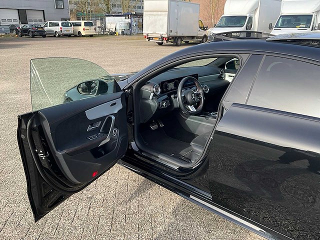 2025 mercedes-benz cla-klasse 250 e star edition amg line personenauto - afbeelding 7 van  30