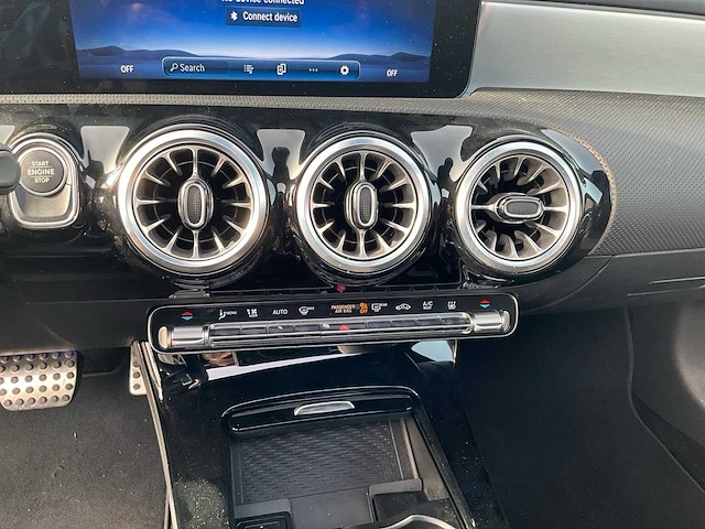 2025 mercedes-benz cla-klasse 250 e star edition amg line personenauto - afbeelding 16 van  30