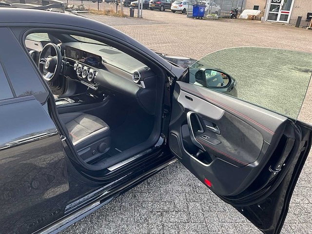 2025 mercedes-benz cla-klasse 250 e star edition amg line personenauto - afbeelding 20 van  30