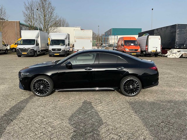 2025 mercedes-benz cla-klasse 250 e star edition amg line personenauto - afbeelding 19 van  30