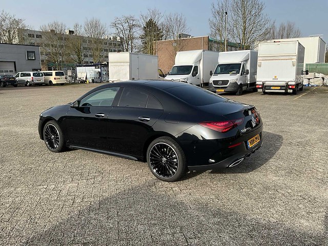 2025 mercedes-benz cla-klasse 250 e star edition amg line personenauto - afbeelding 25 van  30