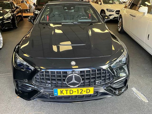 2025 mercedes-benz cle cabriolet amg 53 4matic+ personenauto - afbeelding 5 van  23