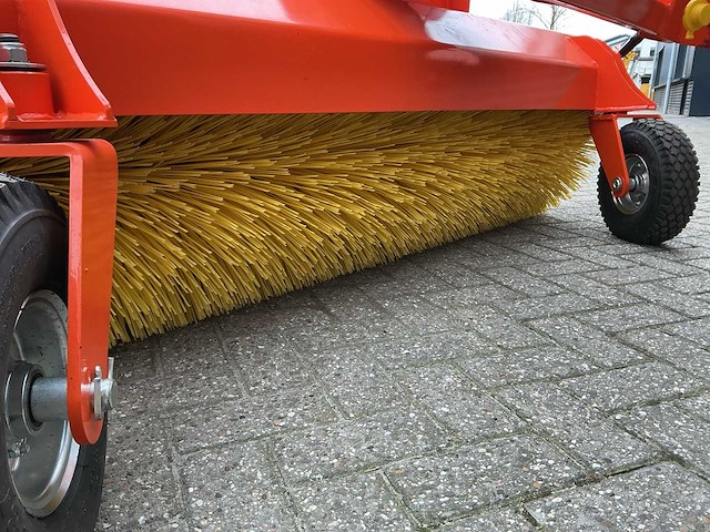 2025 metal-technik sweep 2.0m veegmachine - afbeelding 3 van  5