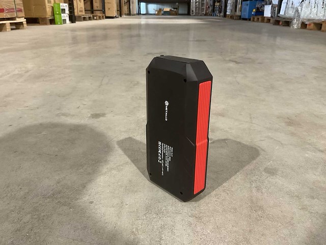 2025 metallo jumpstarter accu booster - afbeelding 12 van  17