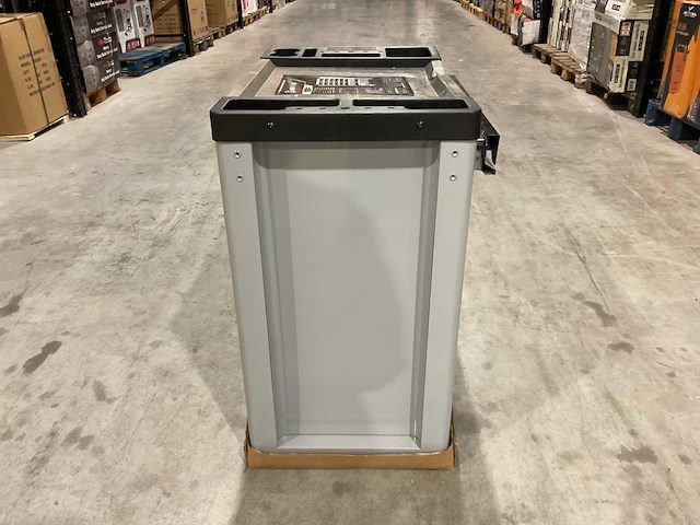 2025 metallo meta-7hs6g gereedschapswagen - afbeelding 3 van  17