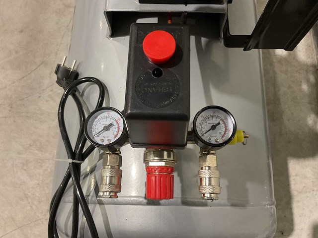 2025 metallo meta-ac200l luchtcompressor - afbeelding 1 van  9