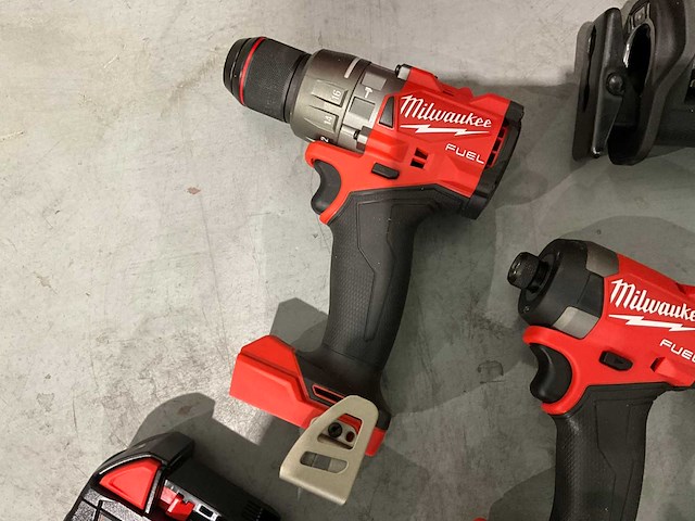 2025 milwaukee 5 delige accu combiset - afbeelding 7 van  10