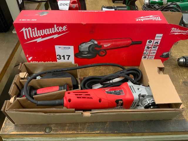 2025 milwaukee agv 12-125x haakse slijpmachine - afbeelding 1 van  5