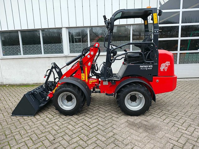 2025 miniloader 2500kg - afbeelding 12 van  52