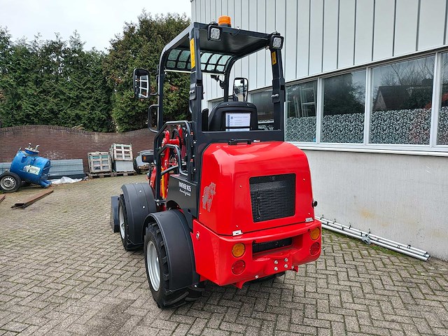 2025 miniloader 2500kg - afbeelding 34 van  52