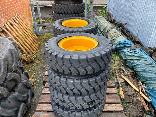 2025 mitas fl-08 set a 4stuks band, wiel en velg - afbeelding 1 van  12