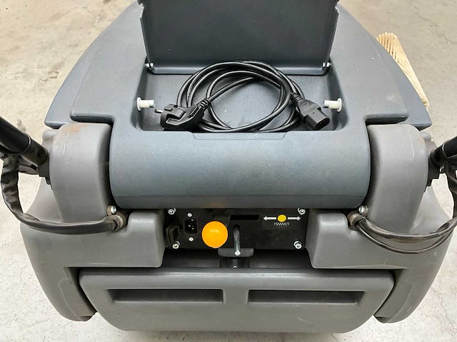 2025 numatic nu 5 veegmachine - afbeelding 3 van  15