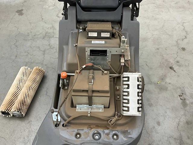 2025 numatic nu 5 veegmachine - afbeelding 5 van  15