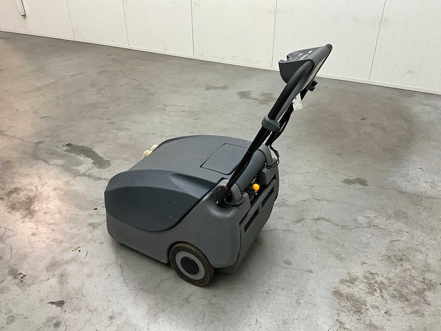 2025 numatic nu 5 veegmachine - afbeelding 12 van  15
