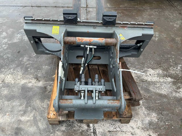 2025 oilquick 70 palletvork - afbeelding 4 van  7