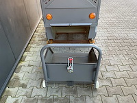 2025 okg dy-1400dp straatveegmachine - afbeelding 3 van  13