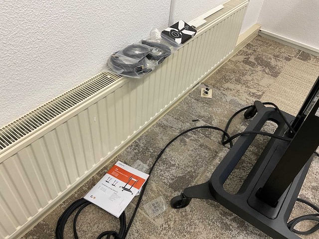 2025 philips, maxhub 65bdl4050q conferentieset - afbeelding 10 van  23