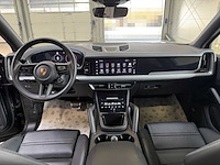 2025 porsche cayenne s | luxury performance suv - afbeelding 22 van  32